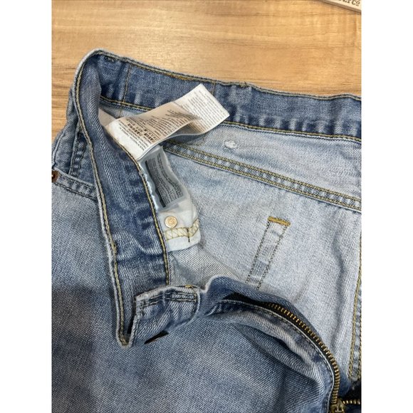 Vintage Levi’s 505 Jeans Mens 38 x 32 Made in USA Light Wash 90s Small Hole Left - Picture 9 of 16